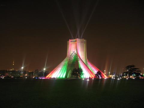İran Turu 13 - 21 Haziran 2024 ( 9 Gün 8 Gece ) - Van Çıkışlı ( Tebriz - Tahran - İsfahan - Şiraz - Yezd - Kaşan - Hooy ) - Kurban Bayramı 1.Tur - KESİN ÇIKIŞLI