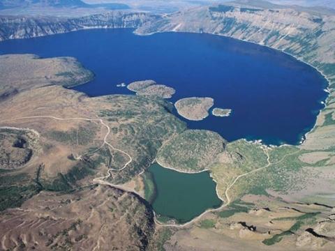 02 EYLÜL 2018 - Nemrut Krater Gölü & Ahlat Selçuklu Mezarlıkları Turu