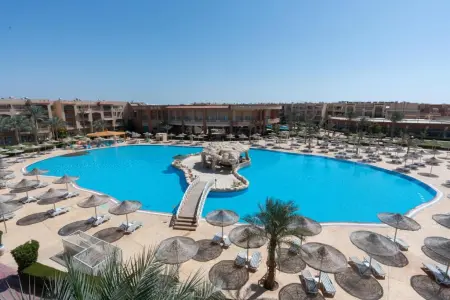 Parrotel Lagoon Waterpark Resort